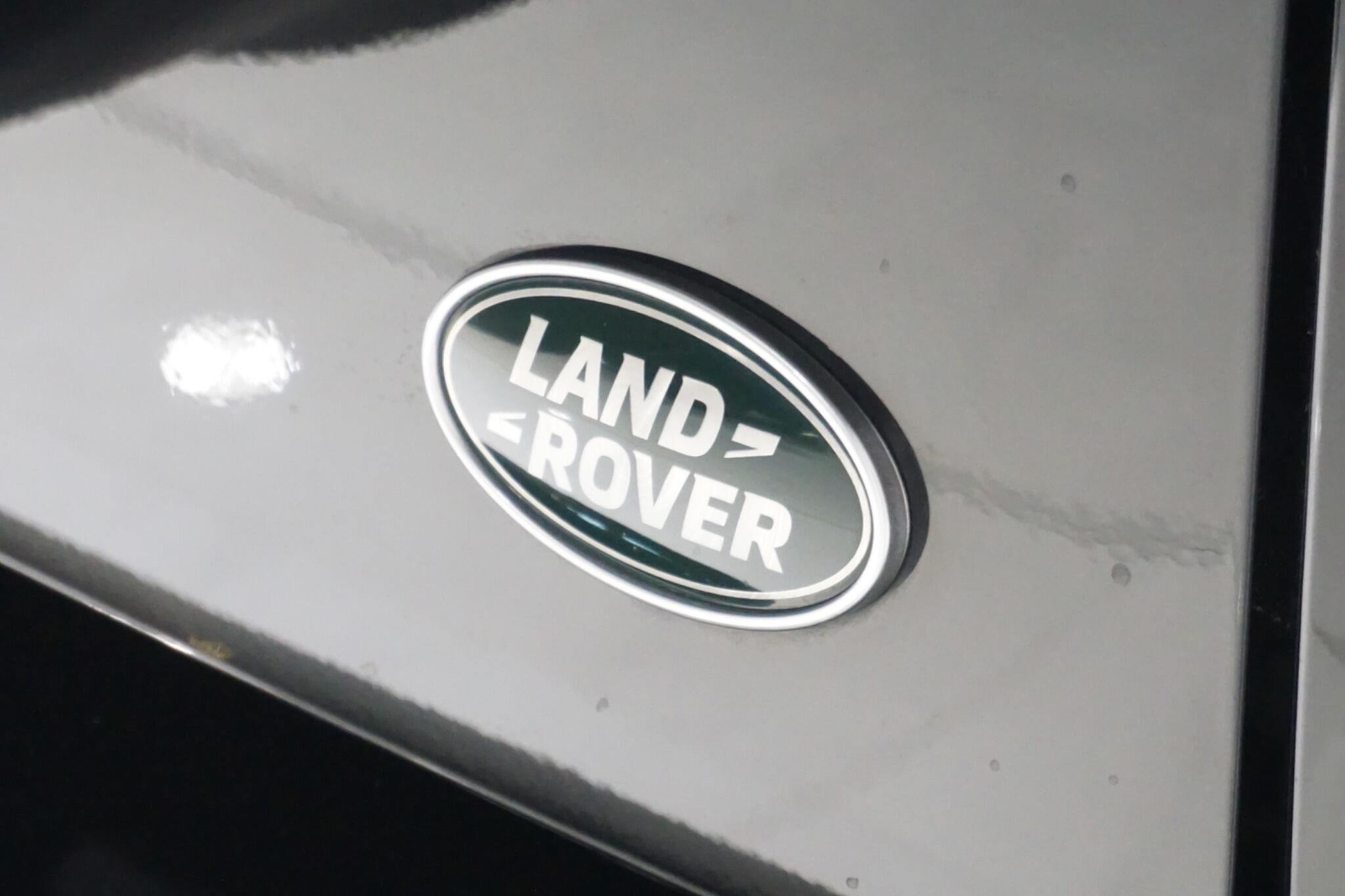 Land Rover Defender 110 3.0 D250 MHEV SE SUV 5dr Diesel Auto 4WD Euro 6 (s/s) (250 ps)